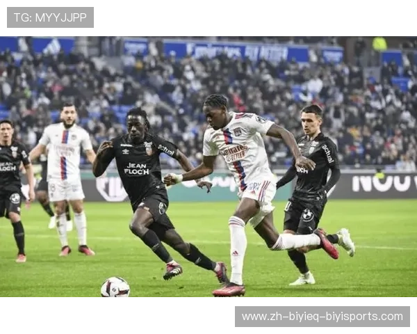 马赛队法甲排名下滑原因分析:攻防失衡还是战术调整不足 马赛队法甲排名下滑原因分析:攻防失衡还是战术调整不足